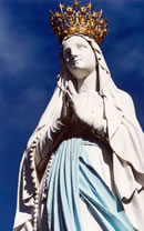 Vierge couronnée